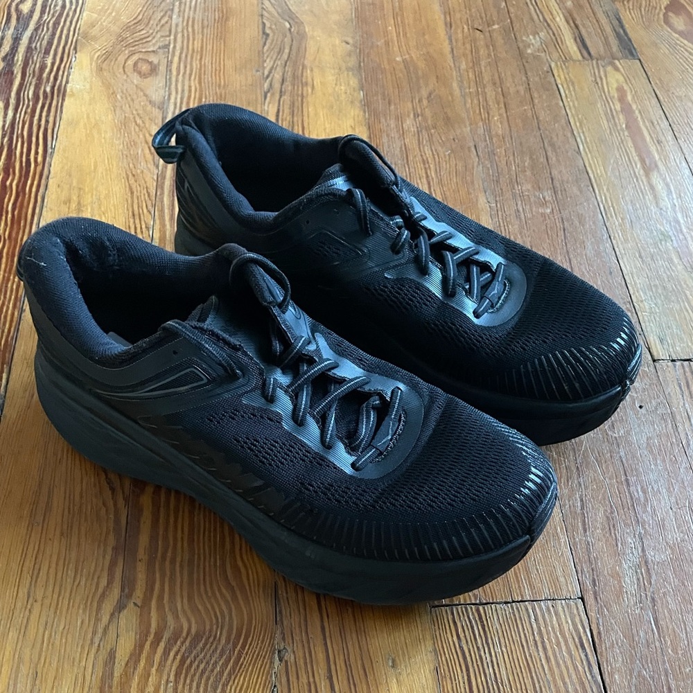US 11 Black Hokas Bondi 7